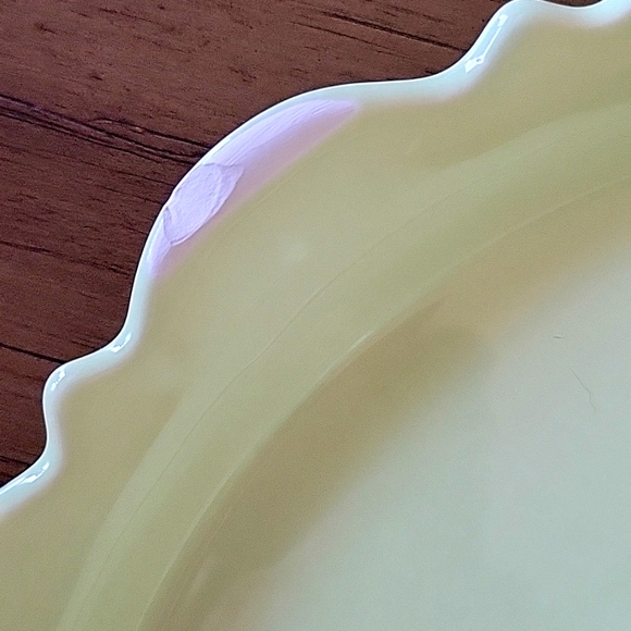 Bread n Butter spring green cake stand - Picture 3 of 3